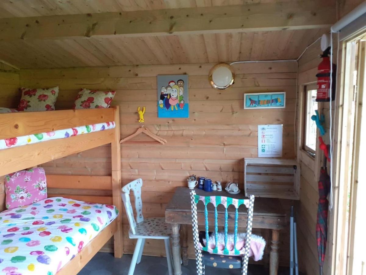 Wijndomein De Vier Ambachten -Overnachten In De Wijngaard Simonshaven Esterno foto