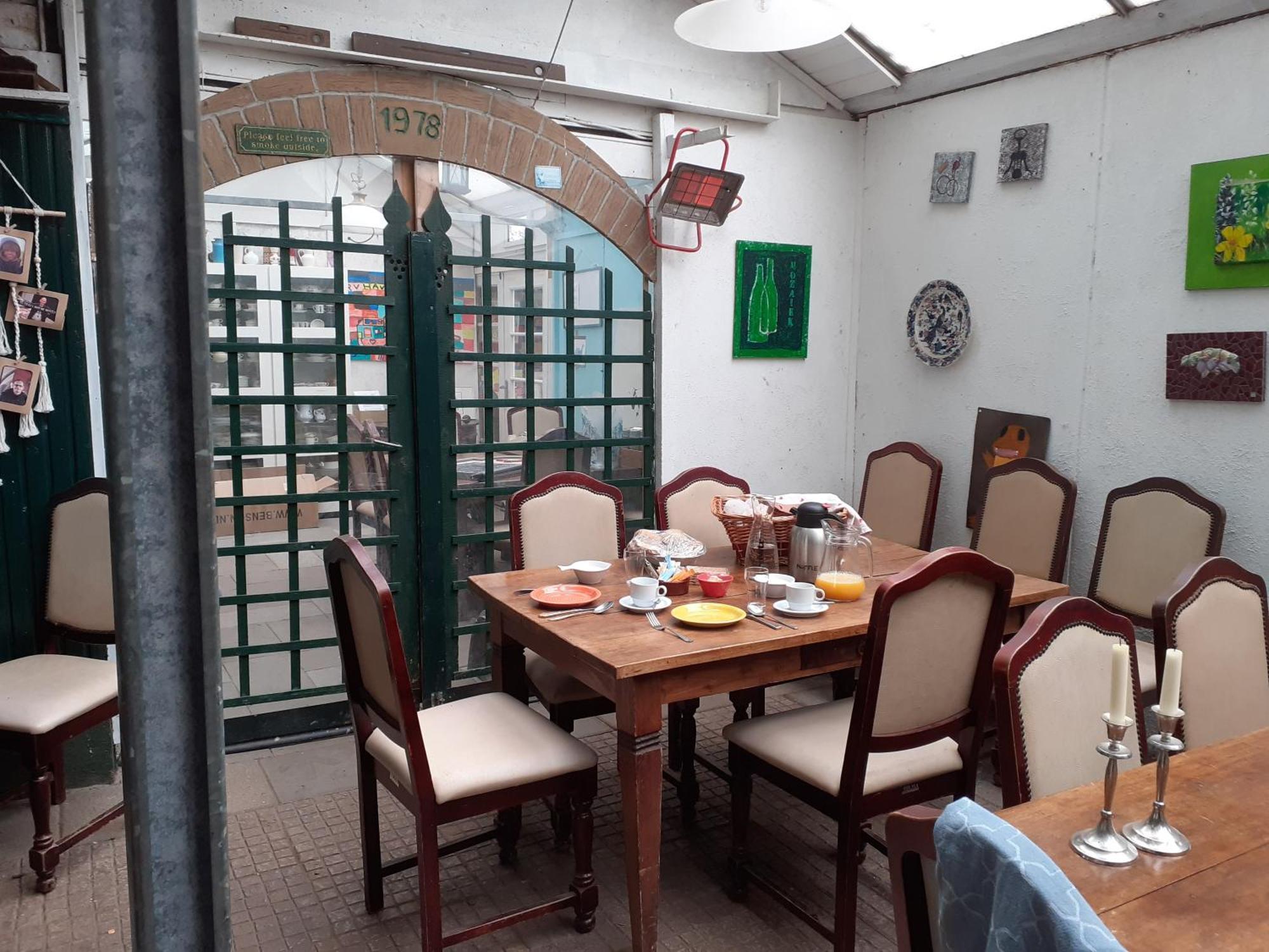 Wijndomein De Vier Ambachten -Overnachten In De Wijngaard Simonshaven Esterno foto