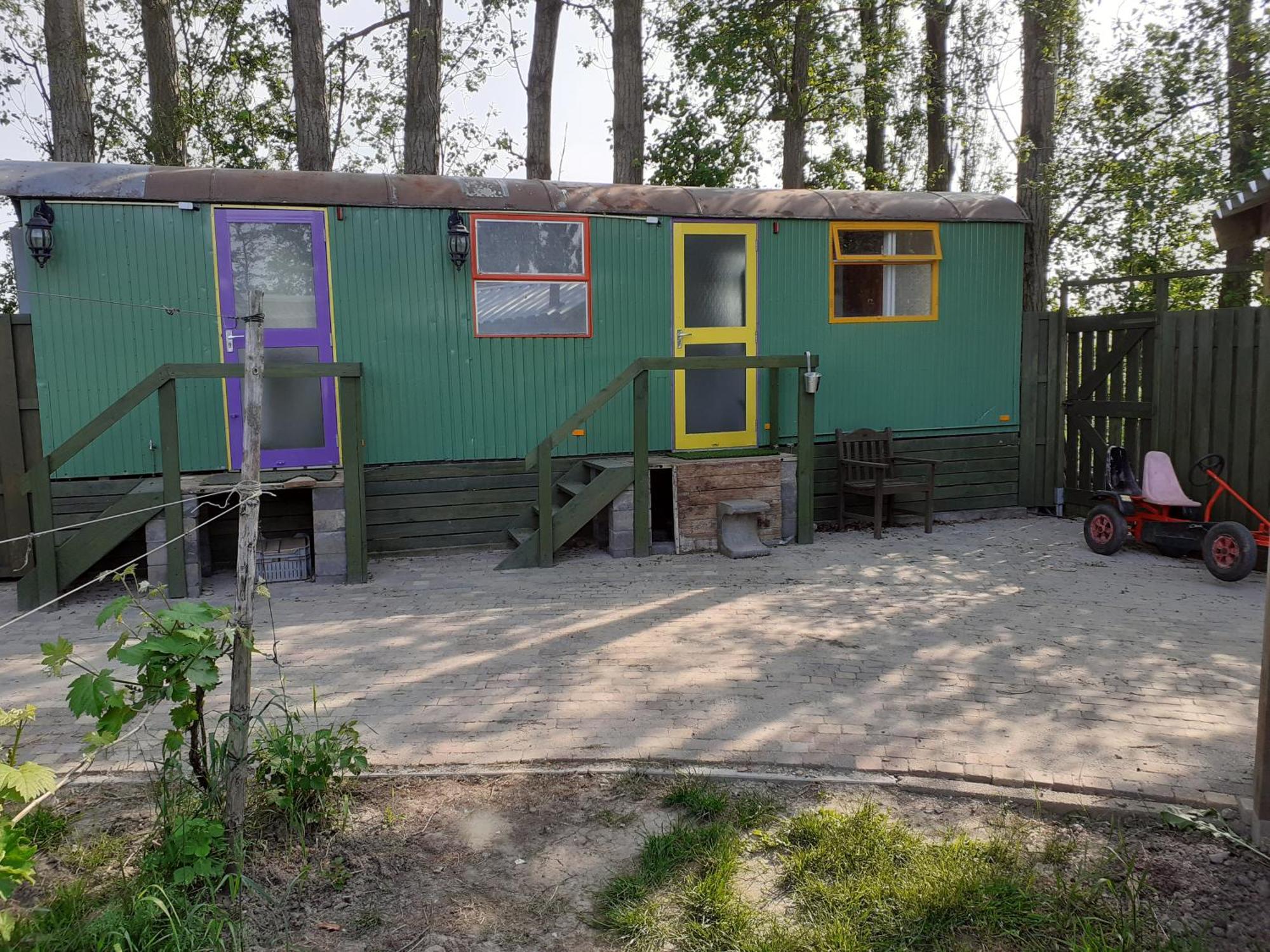 Wijndomein De Vier Ambachten -Overnachten In De Wijngaard Simonshaven Esterno foto
