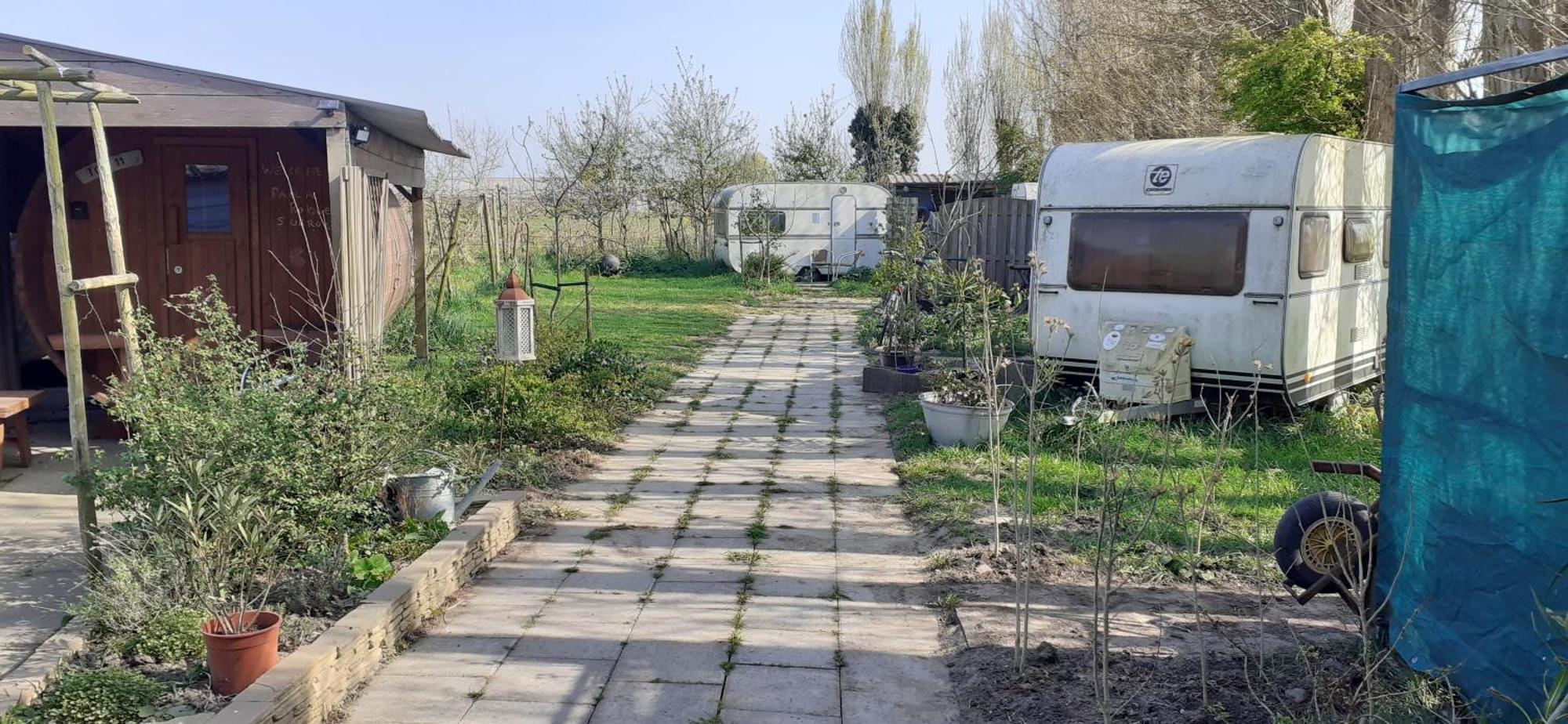 Wijndomein De Vier Ambachten -Overnachten In De Wijngaard Simonshaven Esterno foto